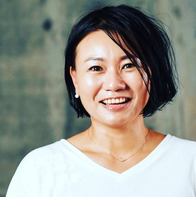 本音を言葉とデザインで翻訳し、その人の人生を動かす